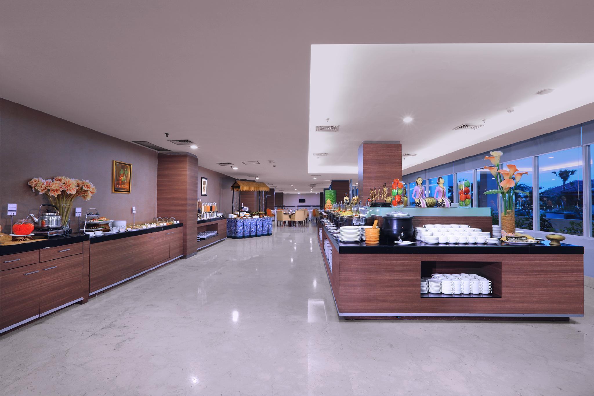 Aston Madiun Hotel & Conference Center Eksteriør bilde