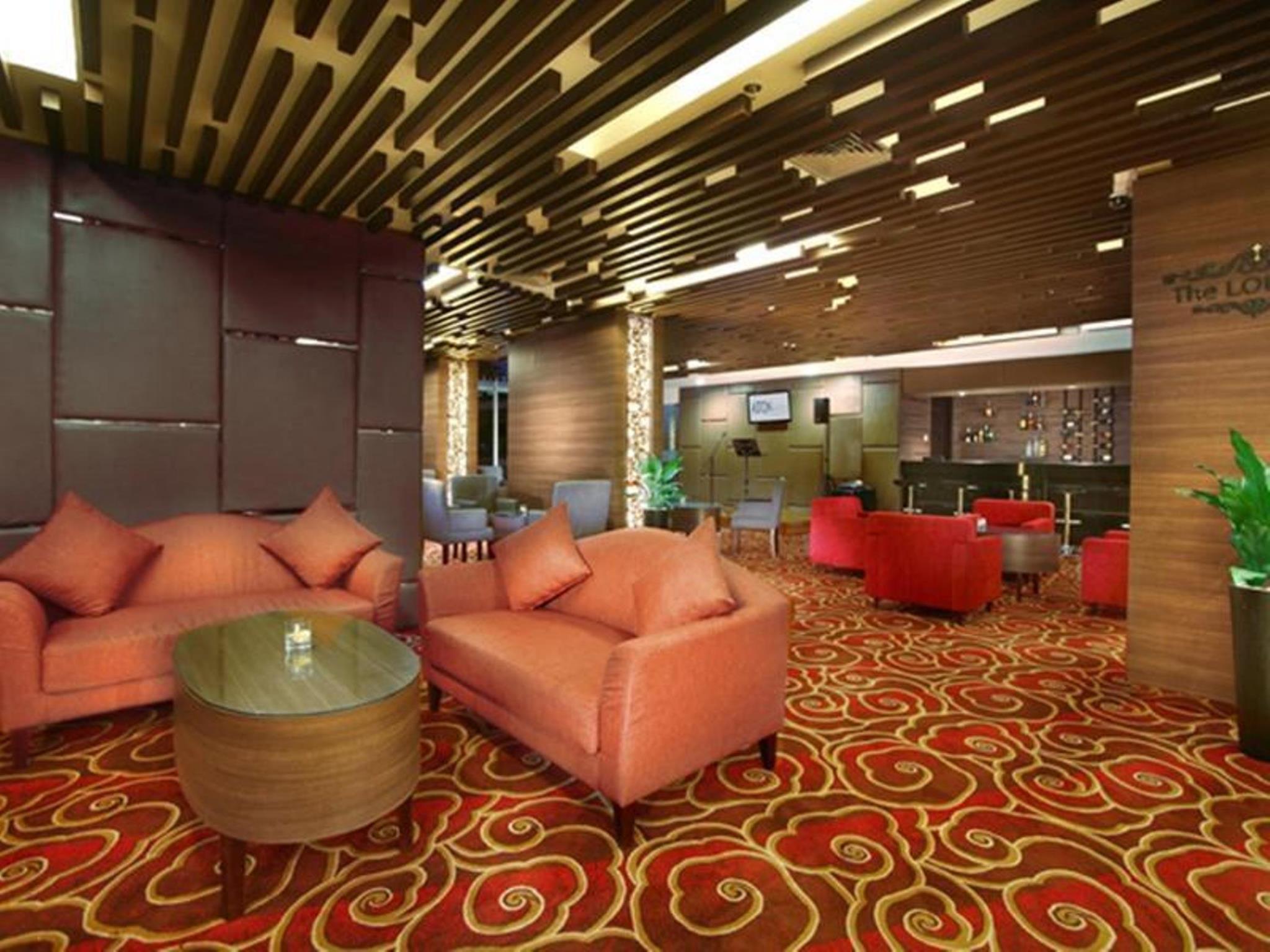 Aston Madiun Hotel & Conference Center Eksteriør bilde