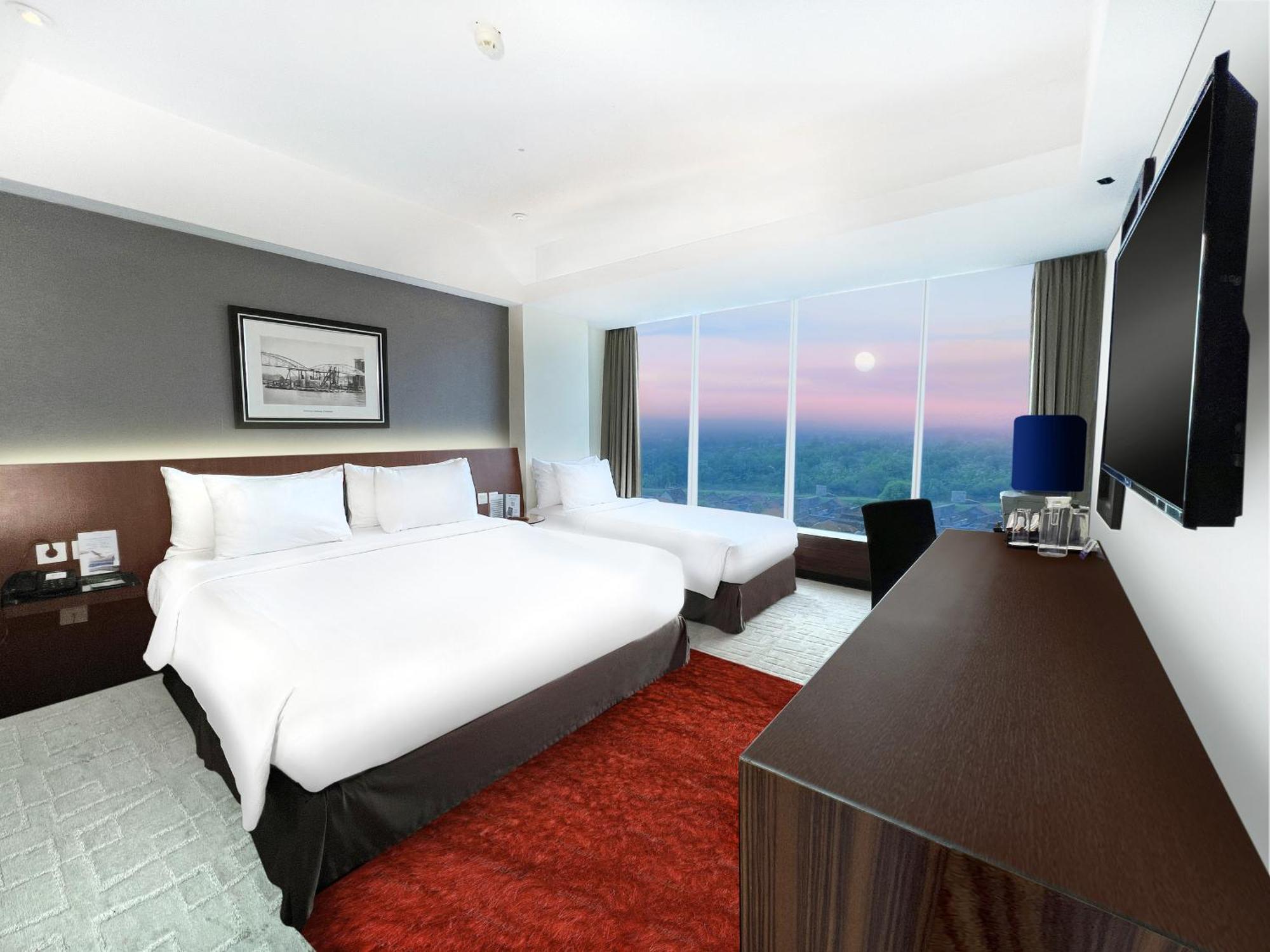 Aston Madiun Hotel & Conference Center Eksteriør bilde